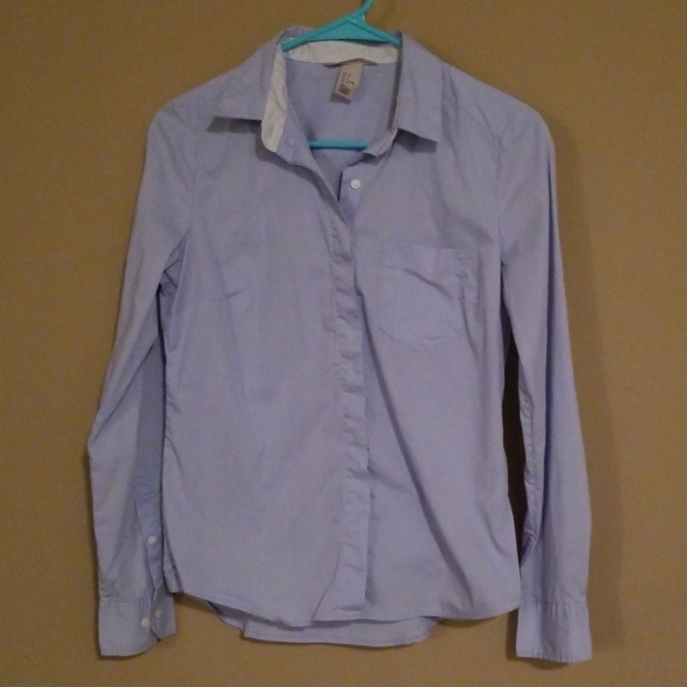 H&M Light Blue Collared Button Up Shirt